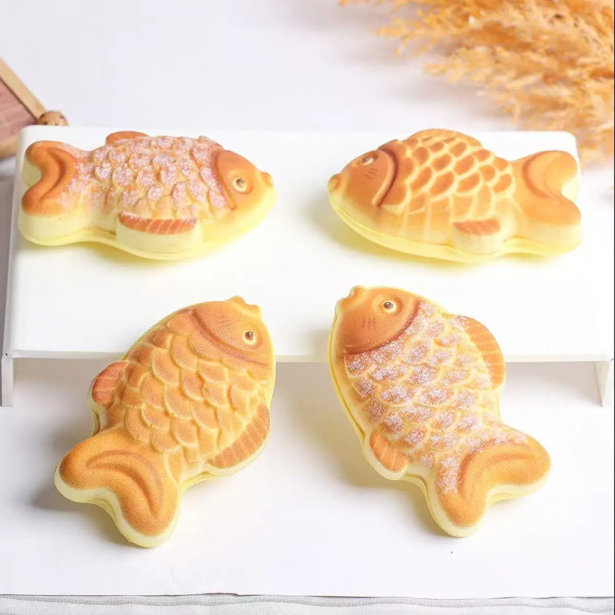 taiyaki bread squishies