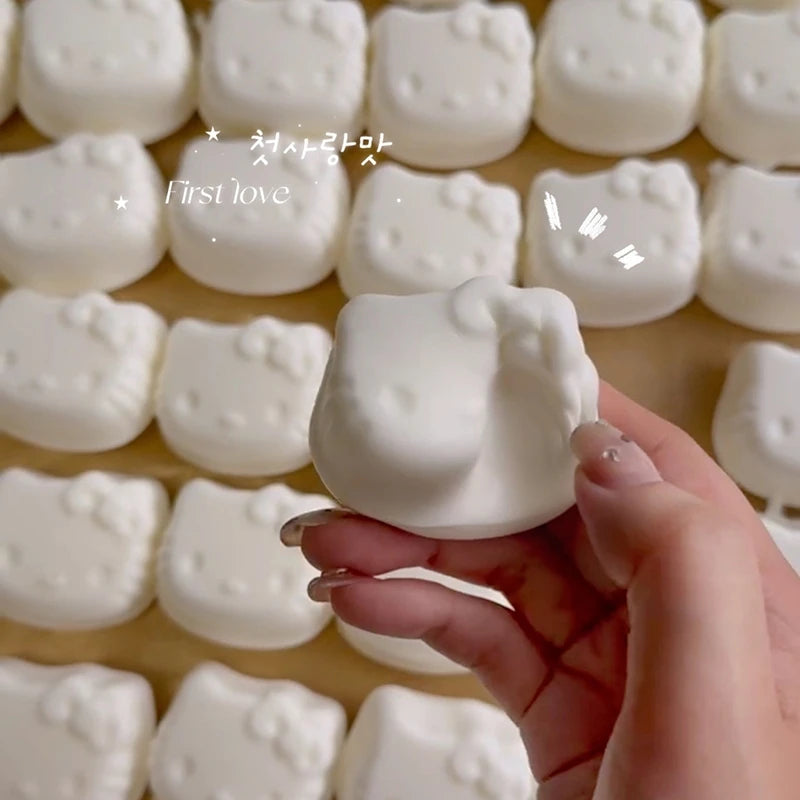 Cute Hello Kitty Squishy Toy